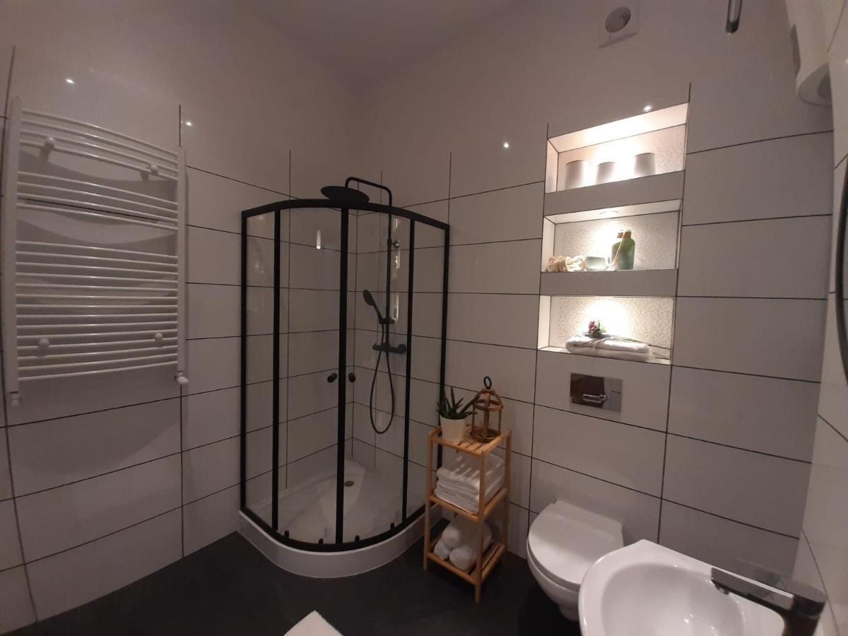 Apartament Jednosci 46
